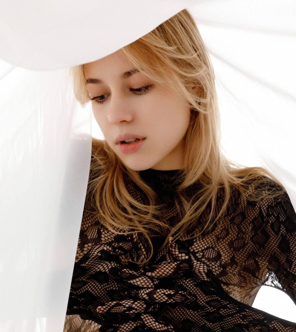 Варвара привлекальеная девушка из Бугульмы цена от 6000 руб